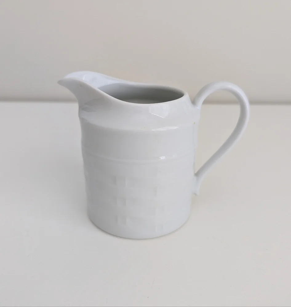 CRATE & BARREL Porcelain Creamer Jar Pitcher Milk Coffee Tea Classic White MINT